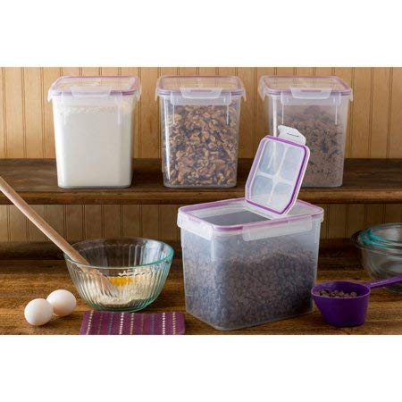 Snapware Airtight Plastic 17-Cup Fliptop Food Storage Container, Set of 4